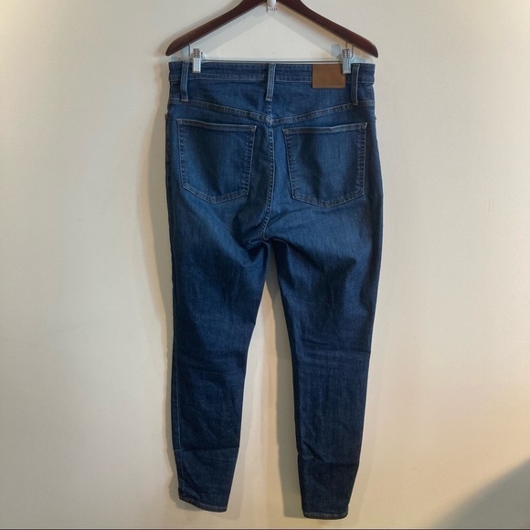 J CREW Sz  32 Curvy Toothpick Medium Wash Jeans - Picture 9 of 13